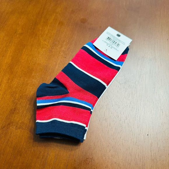 Loft 2-Pack Bow & Rugby Stripe Ankle Socks - Picture 4 of 4